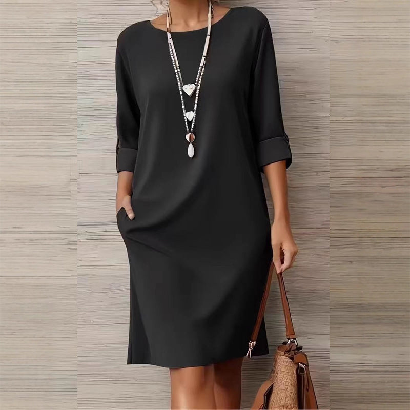 Robe minimaliste à manches trois-quarts avec poches