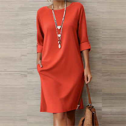 Robe minimaliste à manches trois-quarts avec poches
