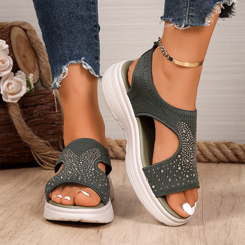 📢📢Nouveautés – 50 % de réduction 👡 La combinaison parfaite entre confort & glamour – Ces sandales s'accordent avec toutes vos tenues !