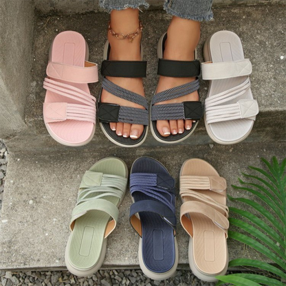 🔥 Le look le plus tendance de cet été !！Sandales plates décontractées à lanières multiples pour femme