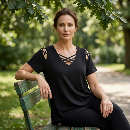 T-shirt chic à col en V et lanières croisées pour femme