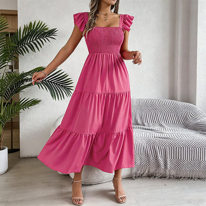 Robe smockée à col carré et manches à volants pour femme