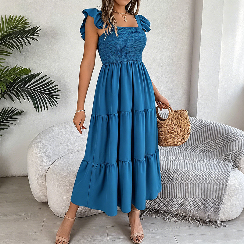 Robe smockée à col carré et manches à volants pour femme