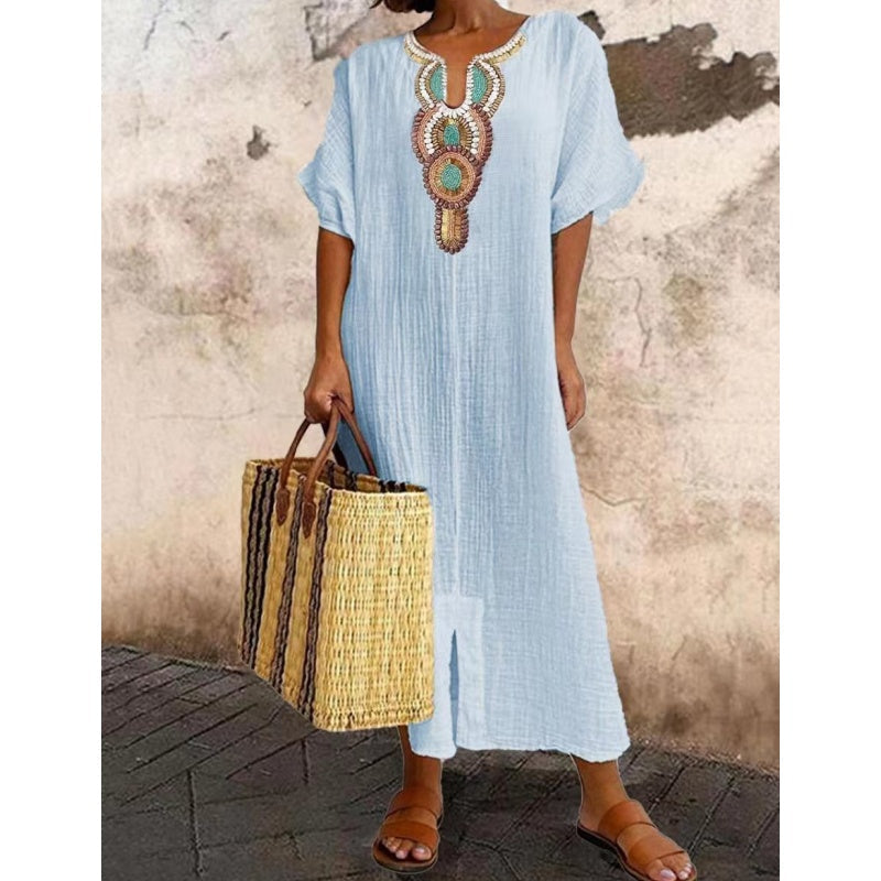 🔥-45%👗 Robe Longue Coton Froissé Femme – Col Décoratif Ethnique, Manches Courtes et Fente Latérale🤍 Robe ample texturée col brodé