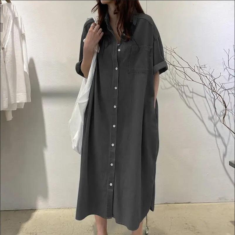 🔥‑50 % Robe longue en jean coupe décontractée boutonnée devant🤍✨ Robe‑chemise pratique avec poches, style simple et intemporel
