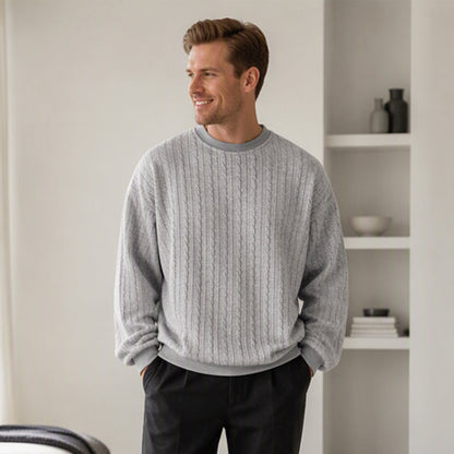 Pull en maille torsadée à col rond pour homme